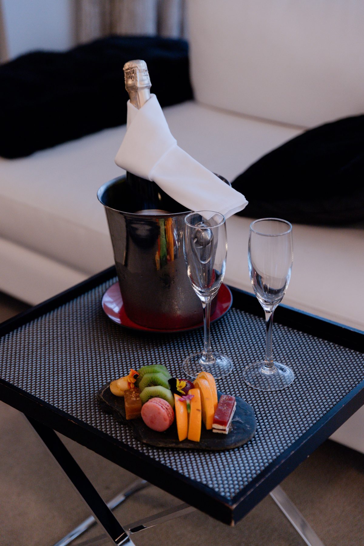 Photo: Natasha Ruiz Champagne and sweet treats on arrival